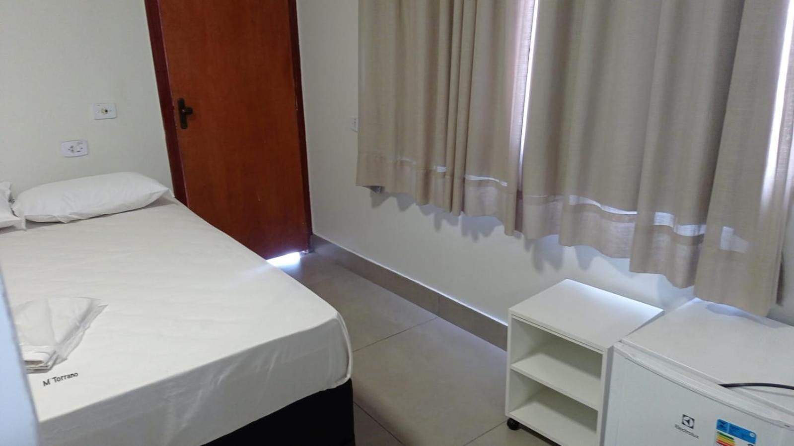Hotel Marina Torrano ตรินดาเจอ ภายนอก รูปภาพ